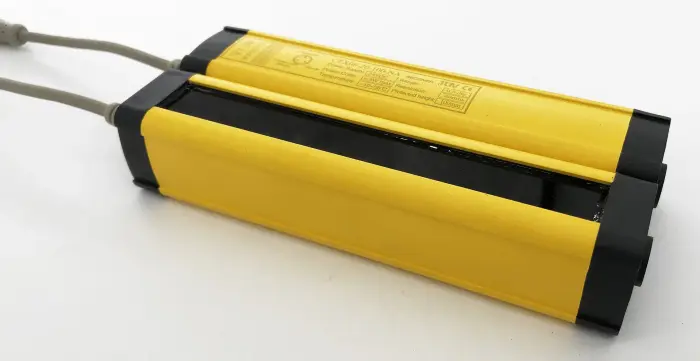 Световые завесы безопасности CYNDAR CTX10-1090NA