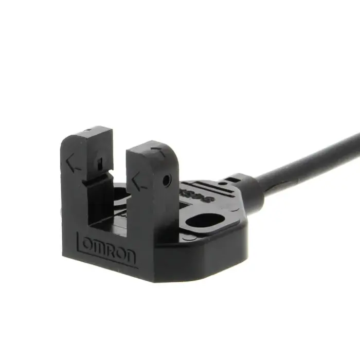 Миниатюрные щелевые датчики Omron EE-SX871P
