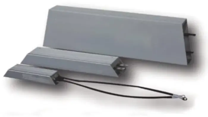 Принадлежности для частотных преобразователей INNOVERT ZC-BR-100W-200