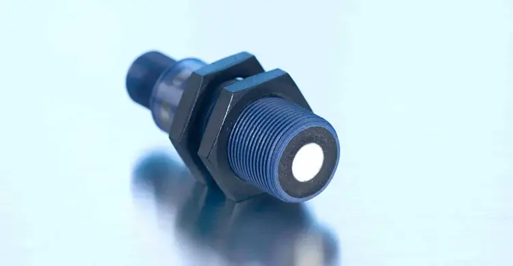 Датчики ультразвуковые с аналоговым выходом Microsonic nero-25/CU