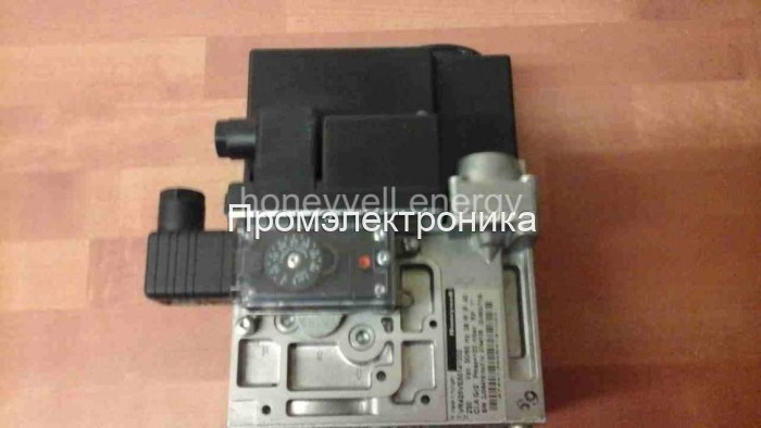 Газовый клапан Honeywell VR425VA10090000