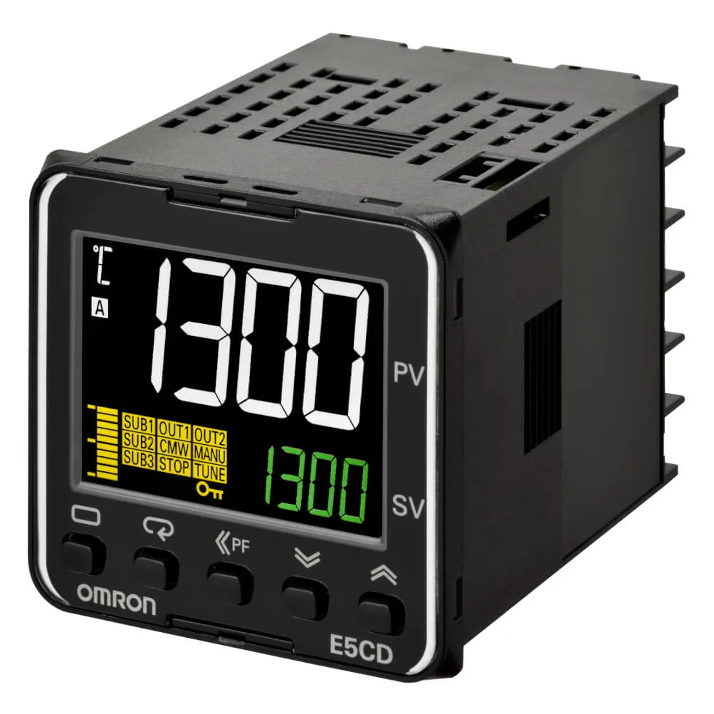 Цифровые температурные контроллеры Omron E5CD-QX2D6M-000