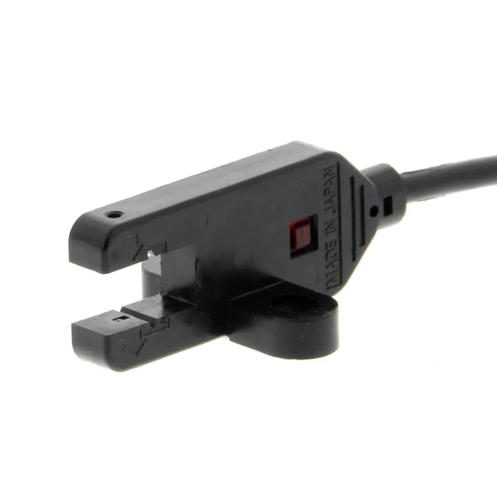 Миниатюрные щелевые датчики Omron EE-SX772 2M