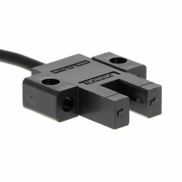 Миниатюрные щелевые датчики Omron EE-SX670-WR 1M