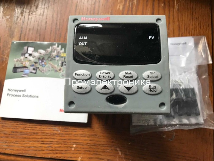 Honeywell UDC2500
